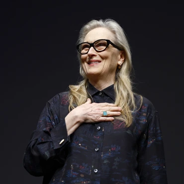 Imagem - Meryl Streep surge caracterizada como Miranda Priestly nas filmagens de 'O Diabo Veste Prada 2'