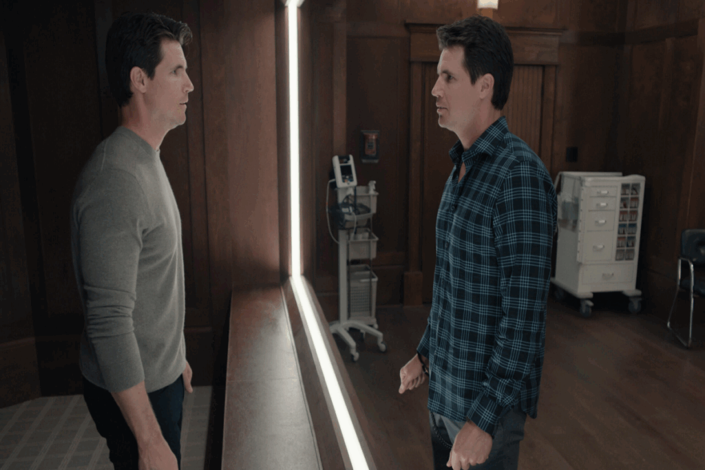 Na última temporada de “Uplaod”, Nathan Brown enfrenta inteligências artificiais que ameaçam o mundo real e virtual (Imagem: Reprodução digital | Prime Video)