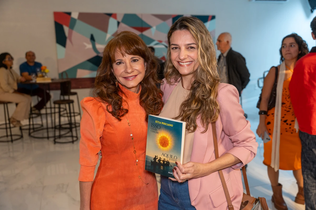 Lançamento do livro de Kitia Perciano
