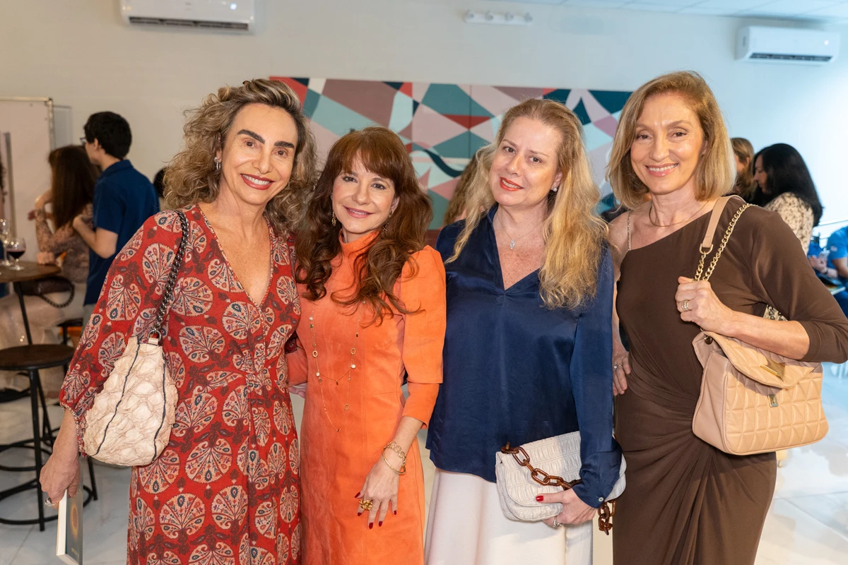 Renata Pacheco, Kitia Perciano, Sandra Fonseca e Fatima Camargo