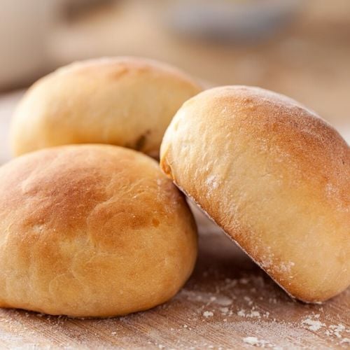 Imagem - 5 receitas rápidas de pães para fazer em casa
