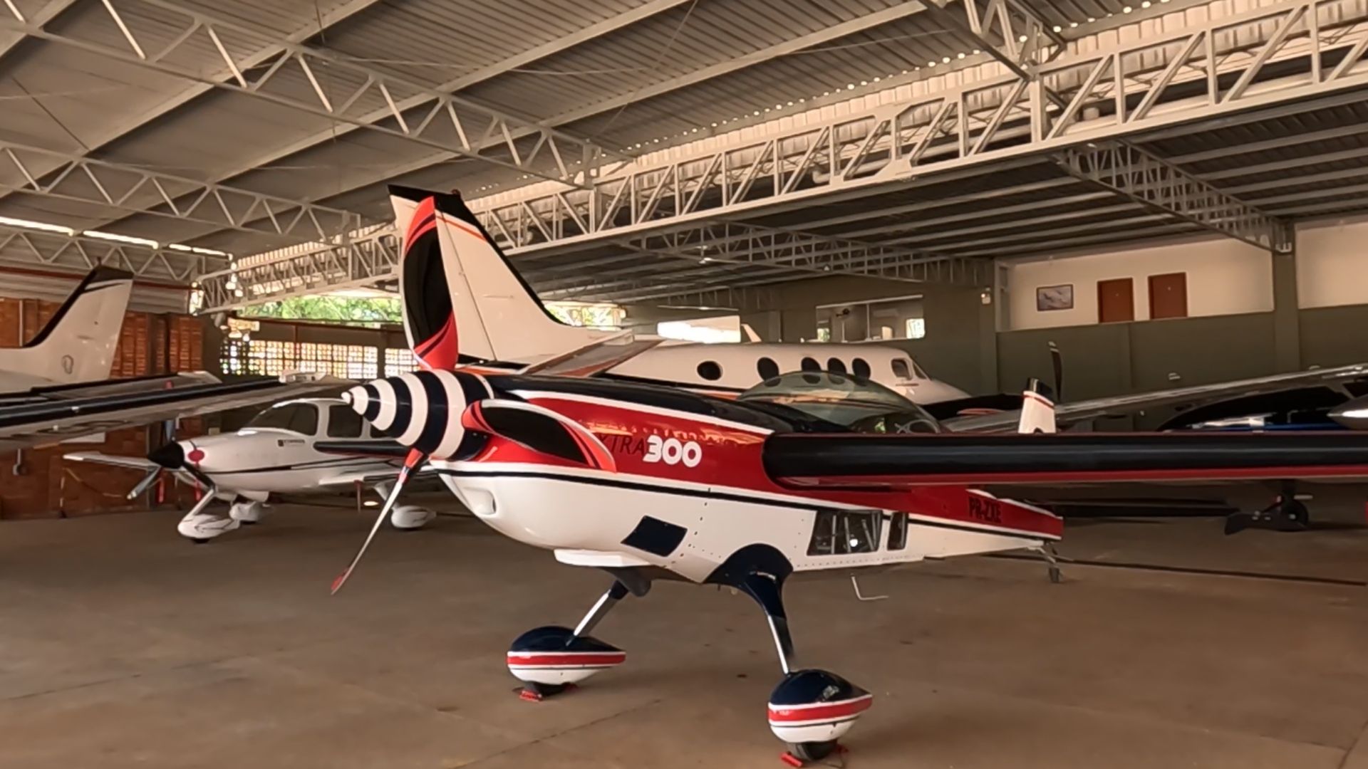 Aviação acrobática em Cachoeiro de Itapemirim