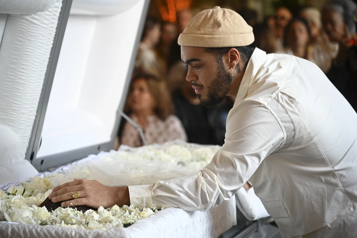 Francisco Gil, 30, se despediu da mãe, Preta Gil por ALEXANDRE BRUM/Agencia Enquadrar/Folhapress