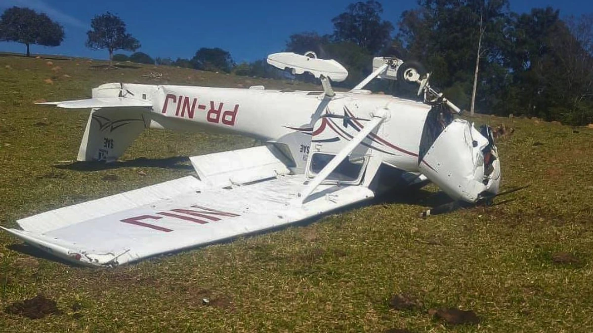 Avião de pequeno porte faz pouso de emergência em descampado em Jundiaí, no interior de SP