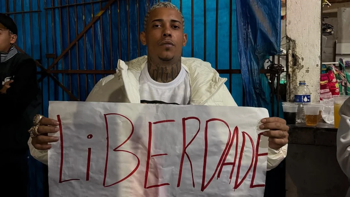 MC Poze vai à presídio protestar e pede libertação de Oruam da prisão