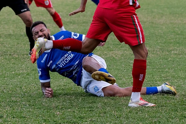 Vitória vence Real Noroeste garante vaga na final da Copa ES por Fernando Madeira