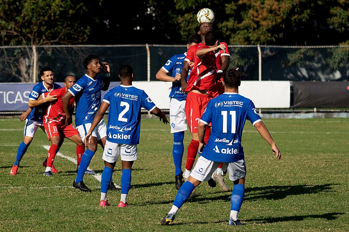 Vitória vence Real Noroeste garante vaga na final da Copa ES por Fernando Madeira