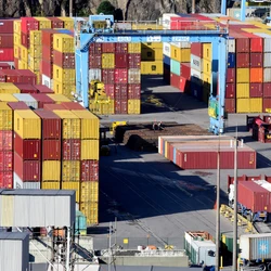 Entre os destaques do período também está a realização da primeira operação de 15 mil toneladas de briquete