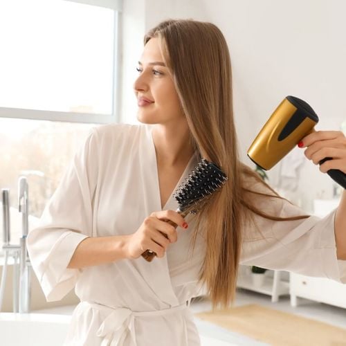 Imagem - 4 dicas para controlar o frizz do cabelo no inverno