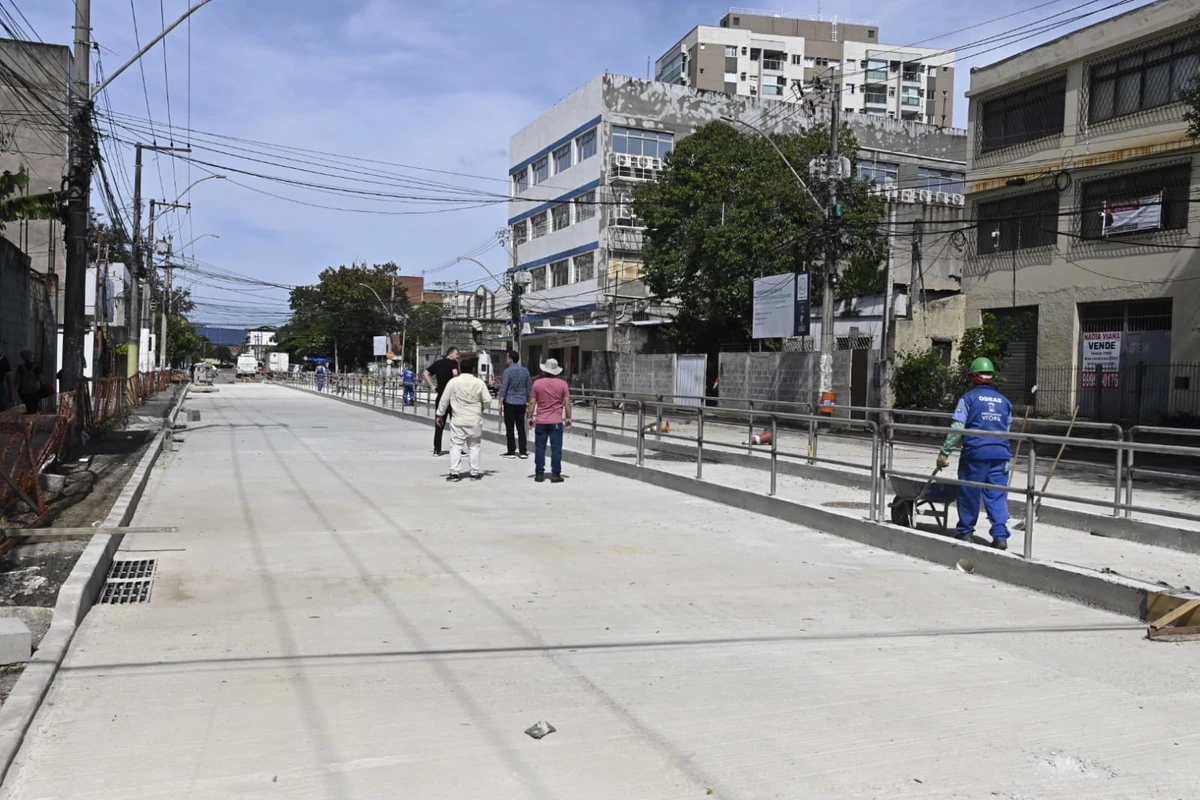Avenida Jair Etienne Dessaune está em obras há mais de um ano por Divulgação | Prefeitura de Vitória