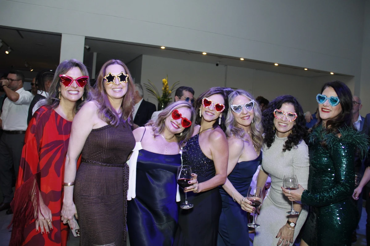 Neila Nara Neiva celebra aniversário