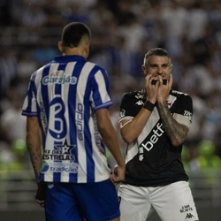 O duelo fica totalmente em aberto para o jogo de volta, que acontece na próxima quinta-feira (7), em São Januário