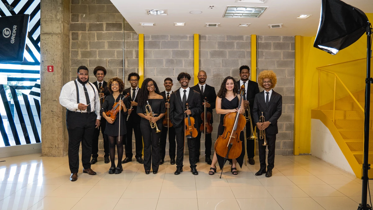 Formada por jovens de comunidades da Grande Vitória, a Orquestra da Quebrada propõe uma fusão entre música clássica e ritmos urbanos 