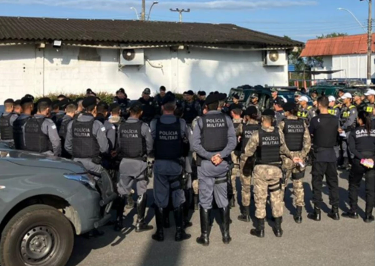 Mais de 120 pessoas participaram de operações que investigam esquema criminoso envolvendo PMs