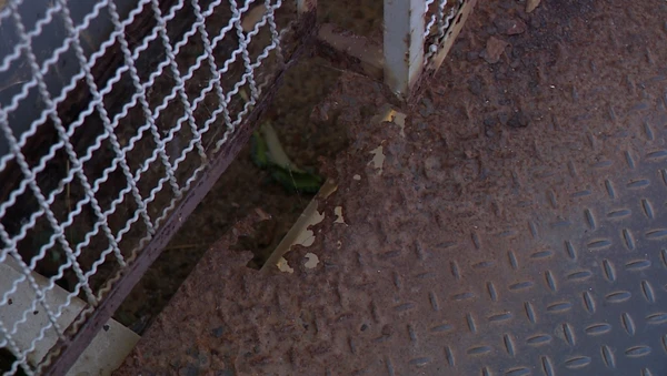 Moradores reclamam de estrutura de Ponte de Ferro em Cachoeiro  por Filipe Vargas 