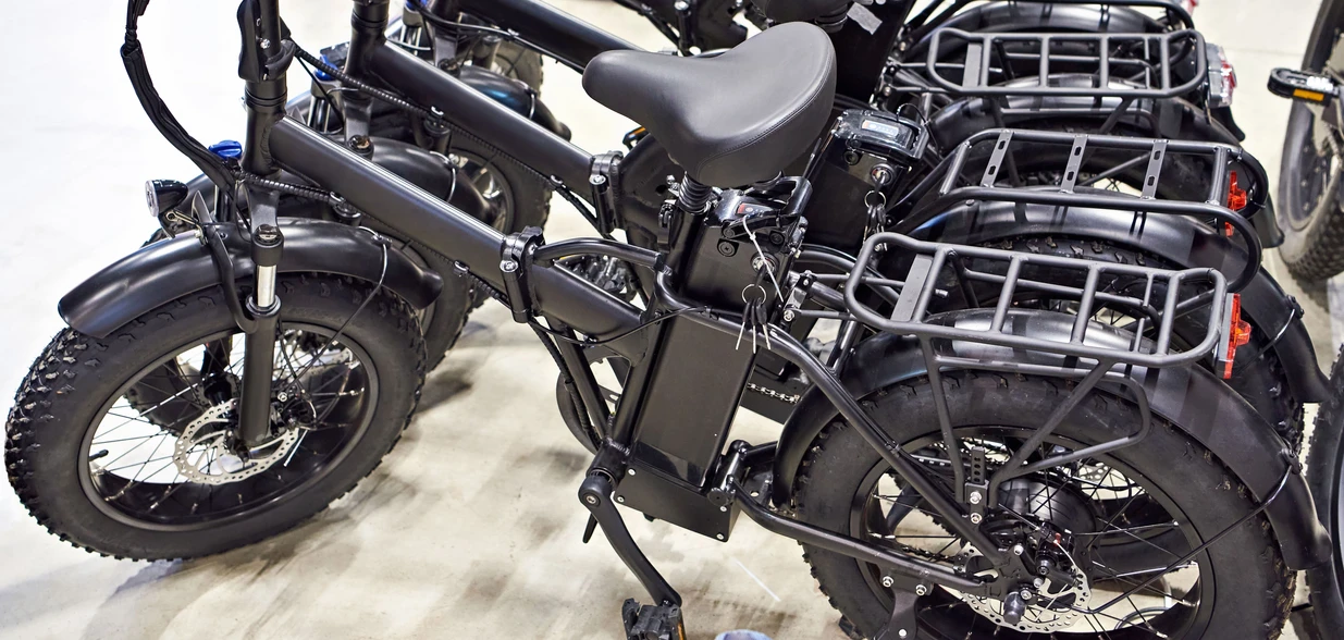 Ação busca averiguar, sobretudo, a utilização delas em áreas de lazer e ciclovias, em meio a um cenário de aumento do número de acidentes envolvendo este tipo de veículo