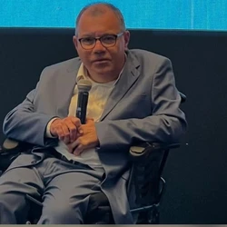 Filiado ao Partido Socialista Brasileiro (PSB), Bosquinho atualmente atuava como subsecretário de Políticas de Inclusão das Pessoas com Deficiência do Espírito Santo