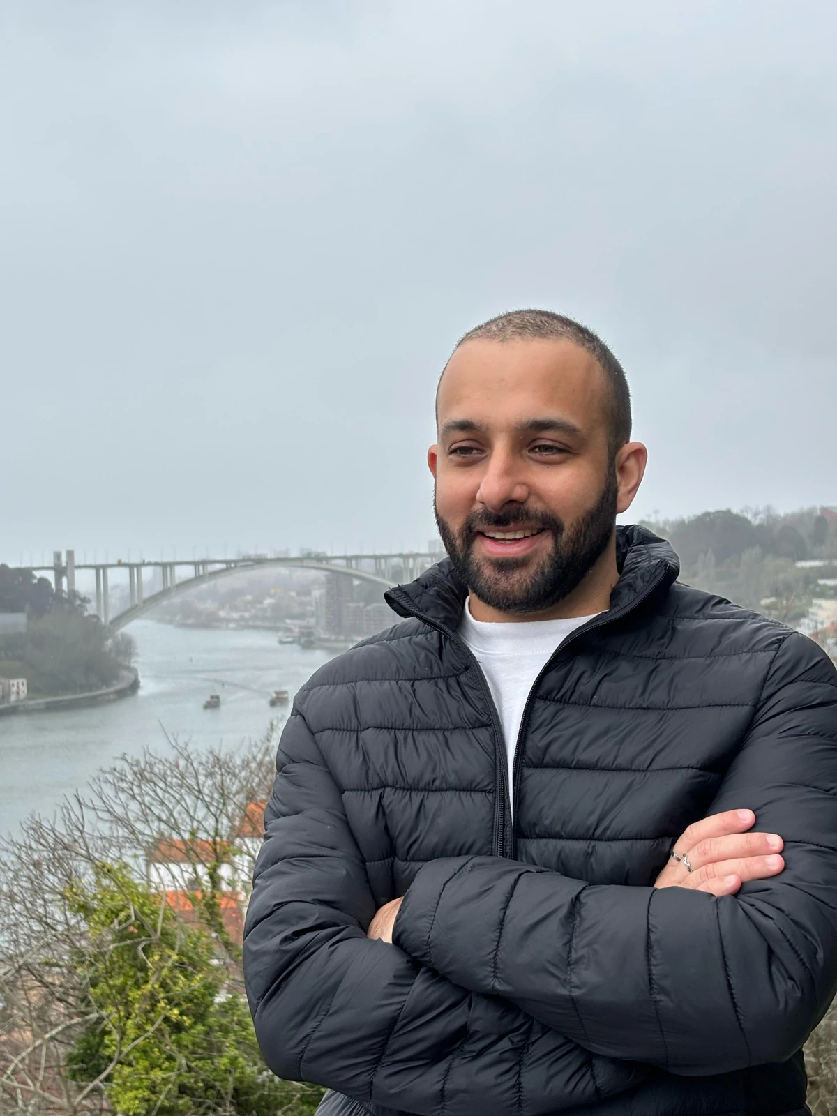 Kaio Leonardo é natural de Marataízes e hoje mora em Porto