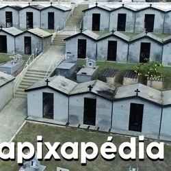 Todos os imóveis são numerados como em um condomínio de verdade — e o proprietário de cada 'residência' tem a própria chave