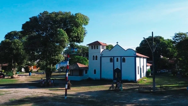 Entre trilhas, rios, tradições e até preservação de jacarés, conheça os encantos de Itaúnas, um dos destinos mais fascinantes do Espírito Santo