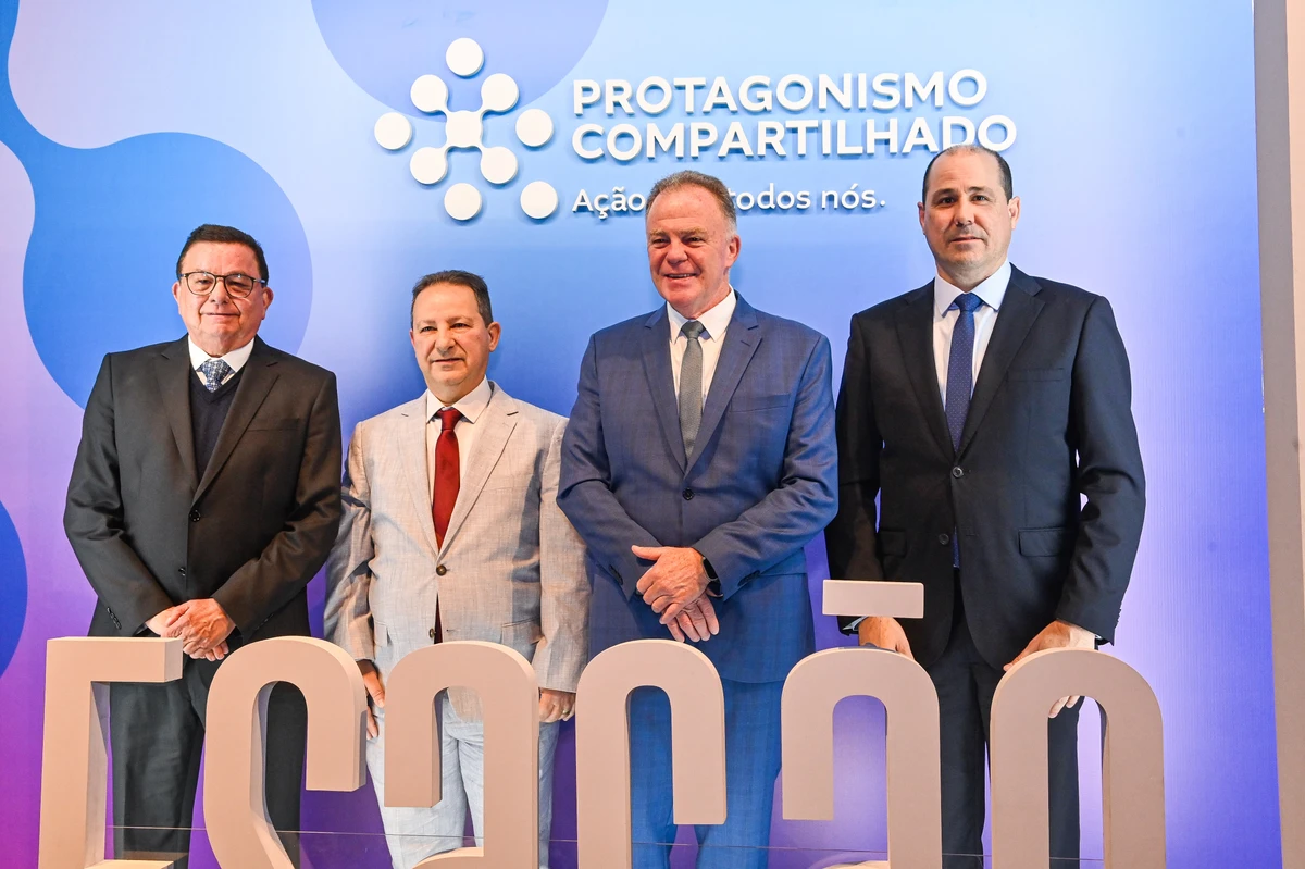 Carlos Aguiar, Fernando Saliba, o governador Renato Casagrande e Nailson Dalla Bernardina