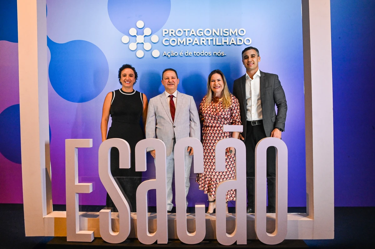 Erica Neves, Fernando Saliba, Lucilaine Medeiros e o prefeito da Serra, Weverson Meireles