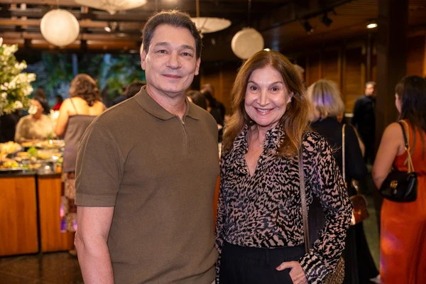 Moyses Demoner e Josiane Dalvi