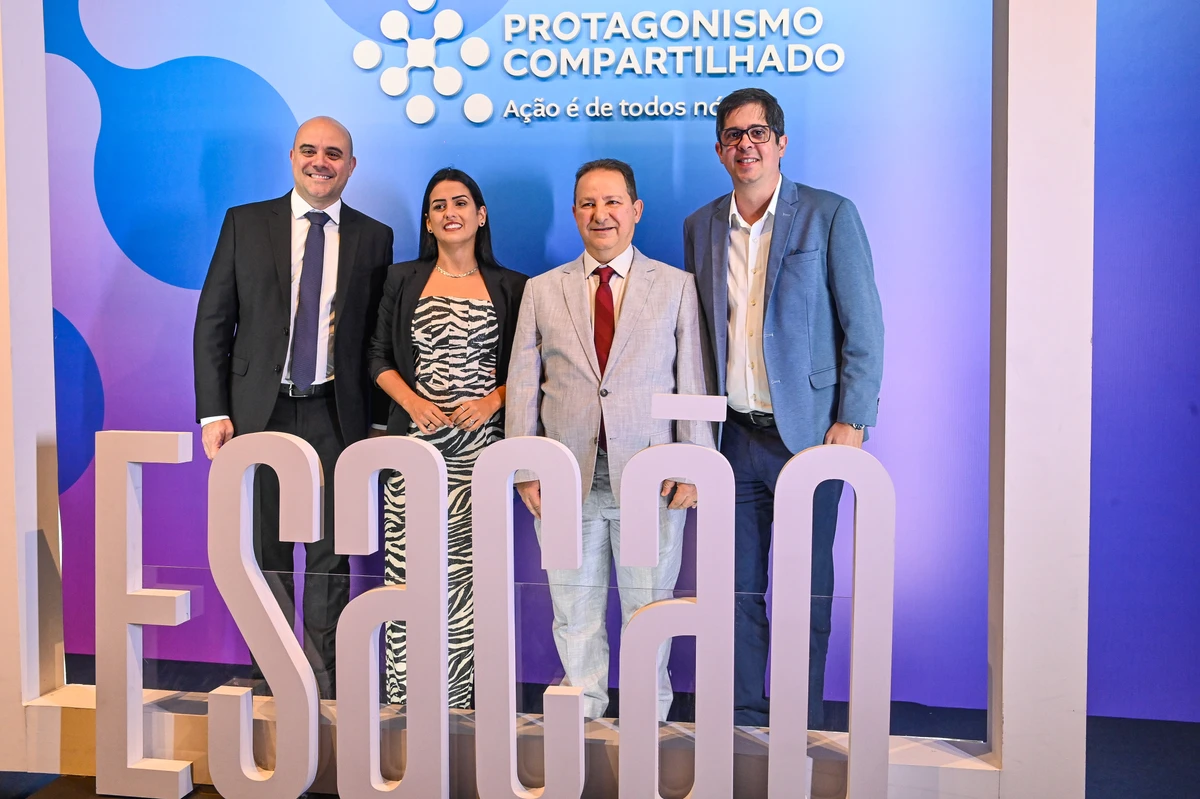 Posse da nova diretoria do ES em Ação 