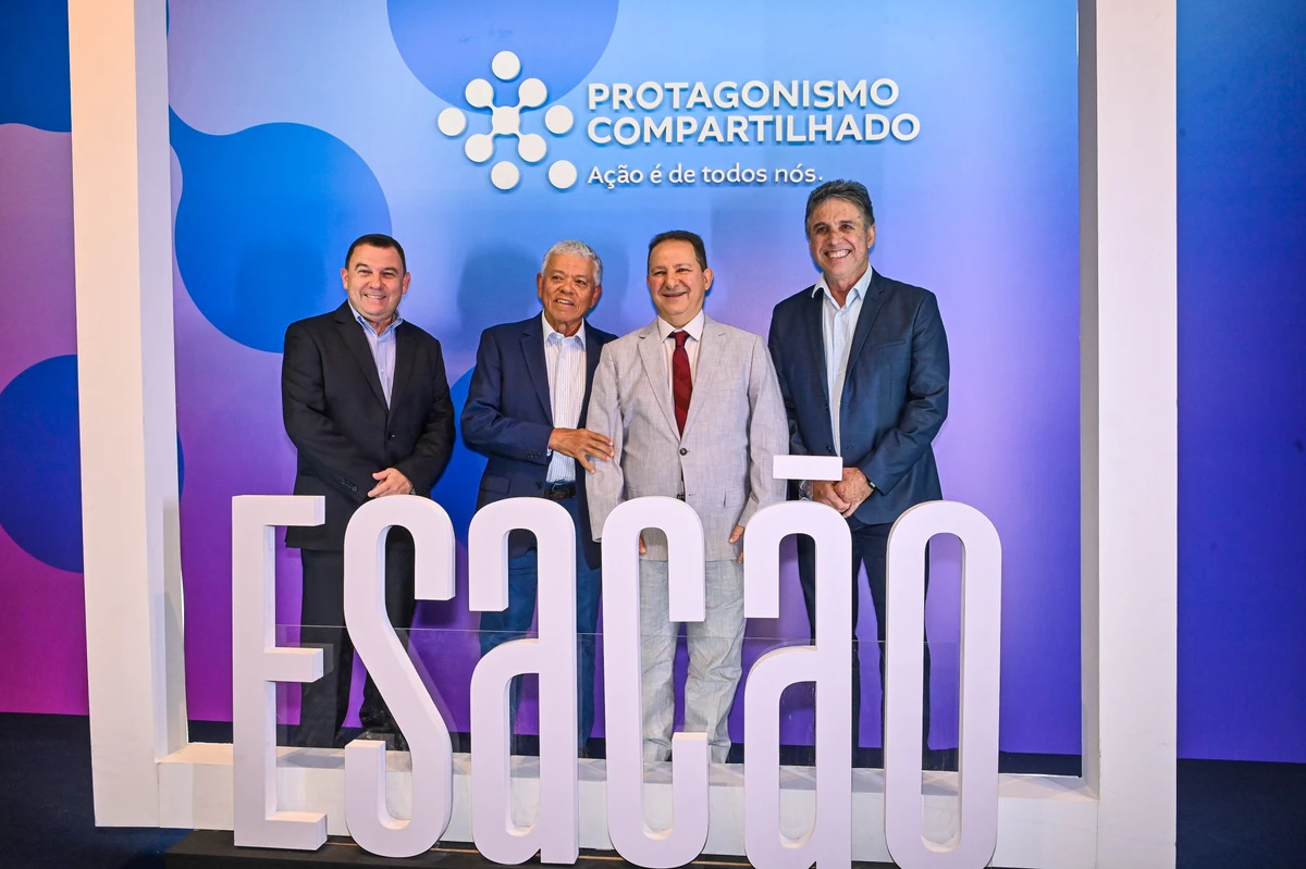 Posse da nova diretoria do ES em Ação