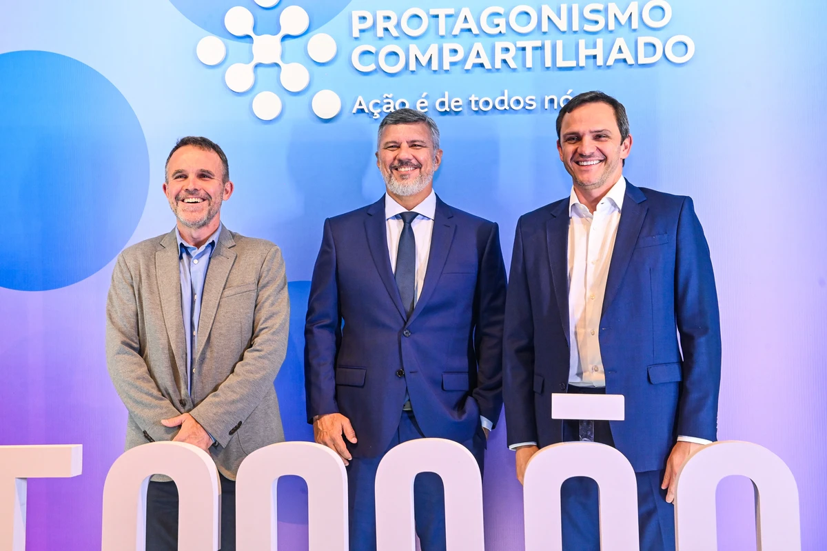 Vinicius Freitas, Francisco Carvalho e Thiago Santos