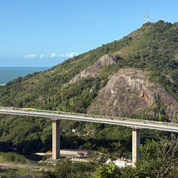 Grupo saiu de Vila Velha em direção à Vitória na tarde deste domingo (3)