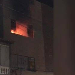 Um homem de 43 anos foi levado à Delegacia Regional de Aracruz, onde, segundo a Polícia Civil, foi ouvido e liberado. As circunstâncias do incêndio serão investigadas