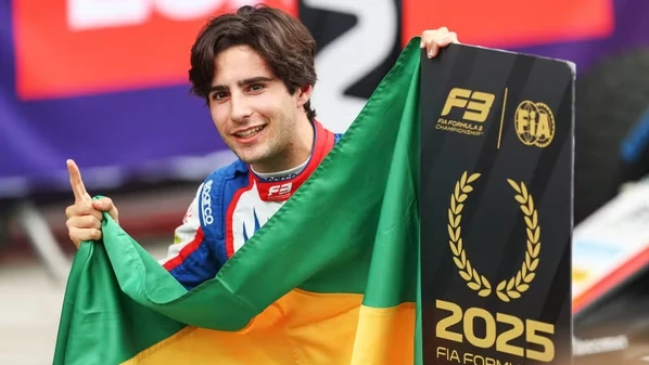 O jovem da equipe Trident se junta a Gabriel Bortoleto entre os brasileiros campeões da F-3. O atual piloto da Sauber na Fórmula 1 venceu a categoria em 2023 e, um ano depois, também levou o título da Fórmula 2