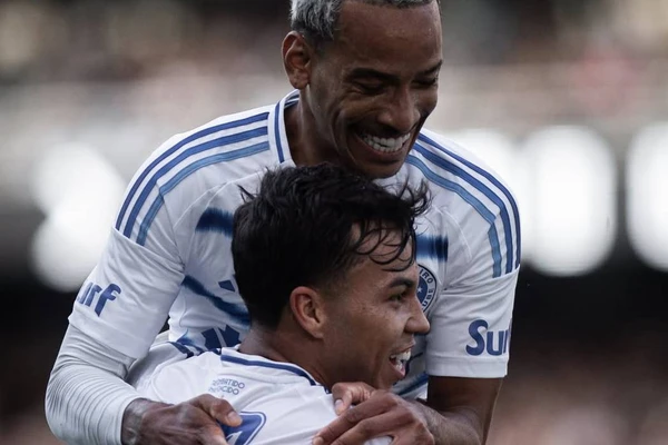 Cruzeiro venceu o Botafogo com gols da dupla Jorge & Matheus