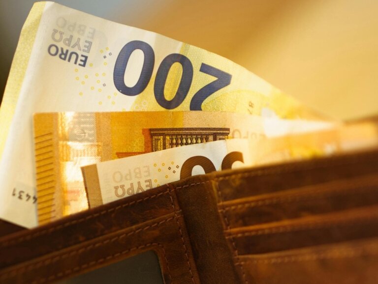 Como usar a energia do dinheiro