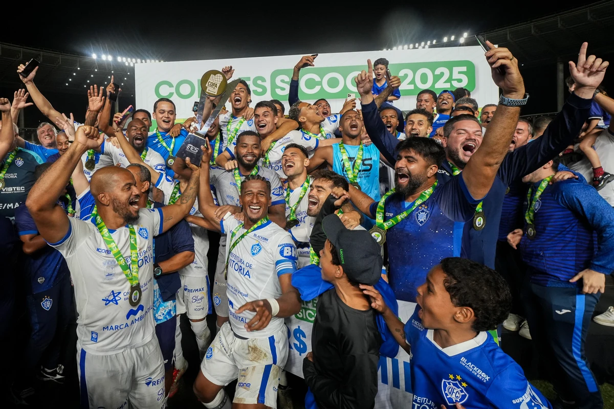 Vitória comemora título da Copa ES contra o Porto Vitória no Kléber Andrade