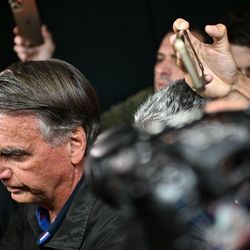 Apesar de ter prisão domiciliar já decretada de forma cautelar, presidente ainda não foi julgado pelo Supremo