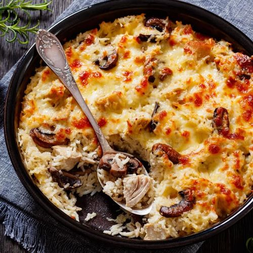 Imagem - 5 receitas de arroz de forno ricas em proteínas para o almoço 