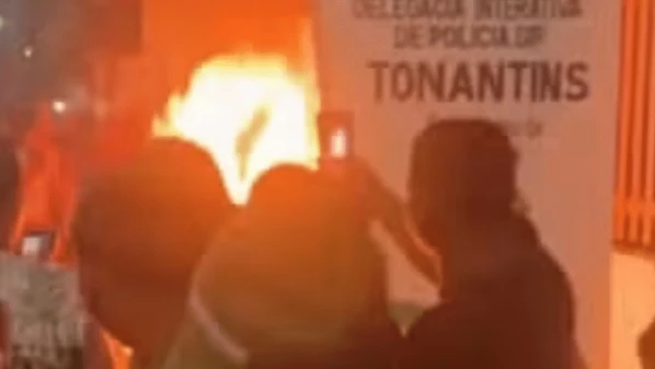 A Polícia Civil informou que tomará todas as medidas legais para identificar e responsabilizar os envolvidos nas agressões