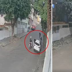 Um homem acabou preso em flagrante ao ser abordado por um policial enquanto tentava abrir o carro; veículo foi localizado na noite dessa segunda (4), no bairro Dom João Batista