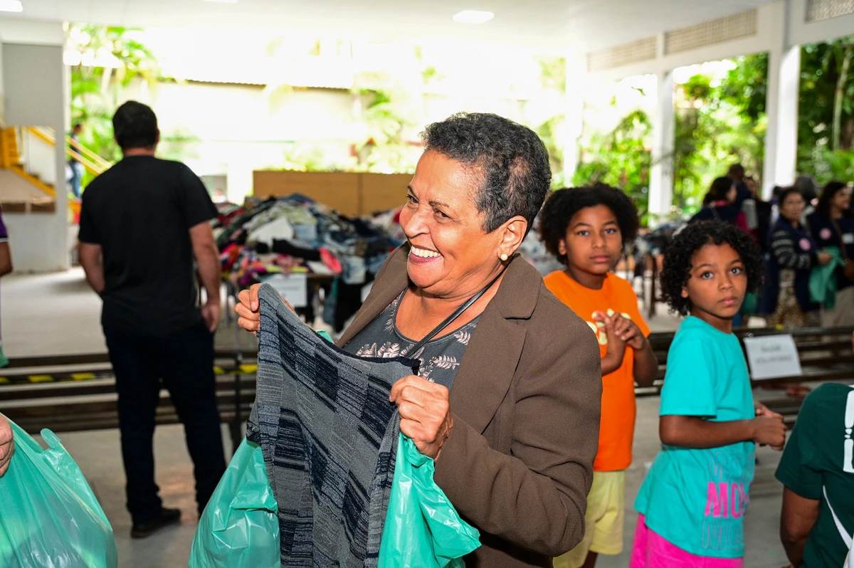 Benedita Costa Silva Aires compareceu à Ação Social da ICM na Serra e saiu de lá com uma blusa de frio e uma consulta médica com um oftalmologista