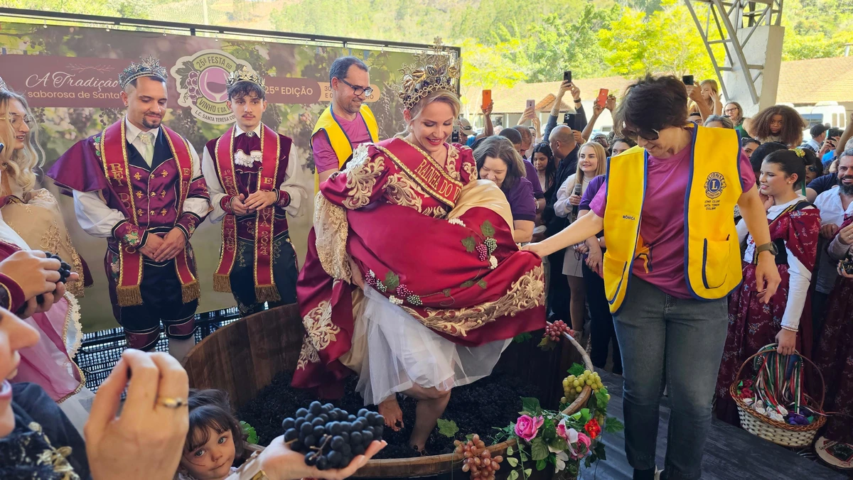 Festa do Vinho e da Uva de Santa Teresa 