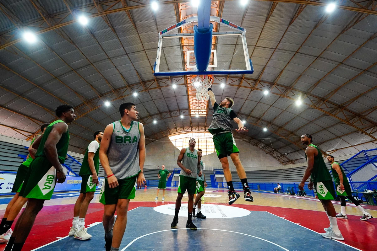 Treino da Seleção Brasileira de Basquete no Sesc Guarapari por Fernando Madeira