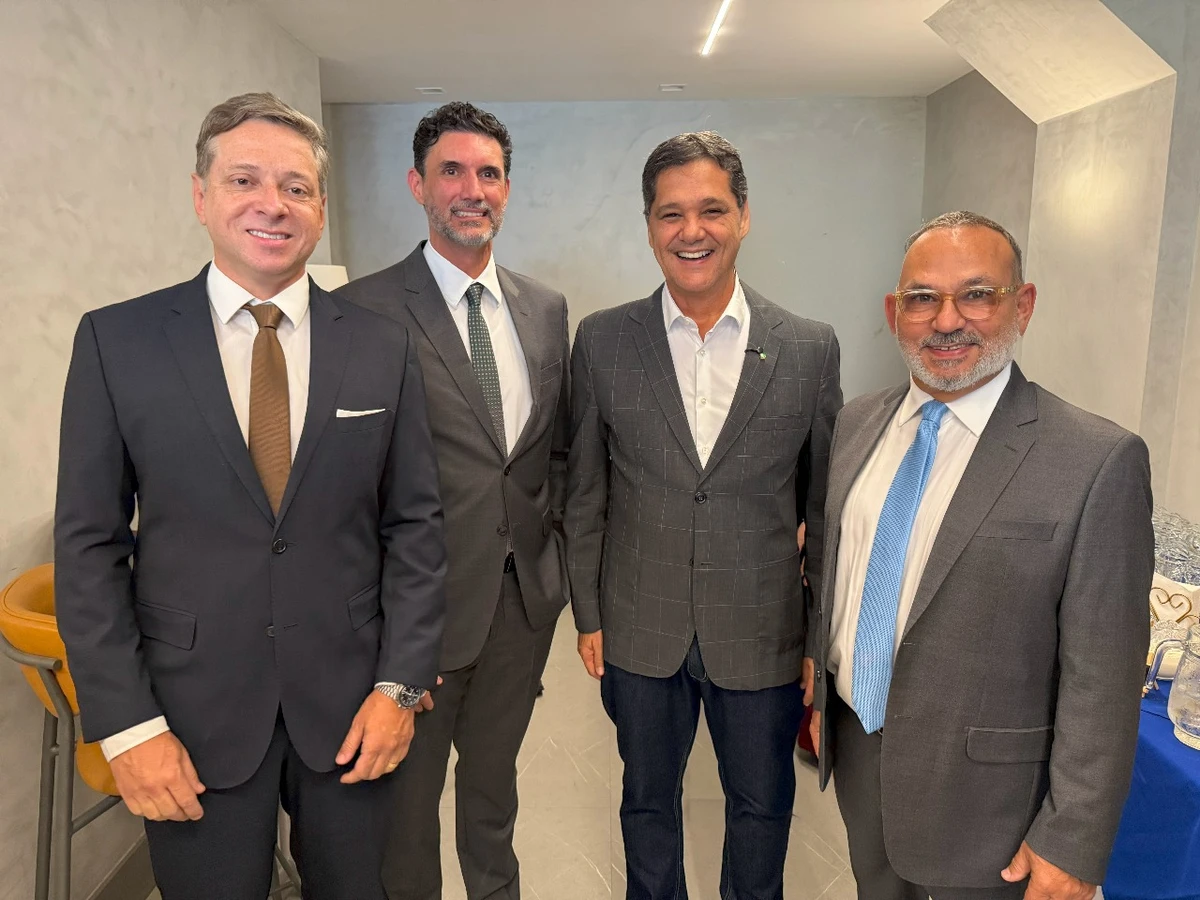  Ricardo Gava, executivo da Gava Crédito Imobiliário e diretor da Ademi/Secovi-ES; Juarez Soares, ex-presidente e conselheiro da Ademi-ES; Ricardo Ferraço, vice-governador do ES; e Alexandre Schubert,
