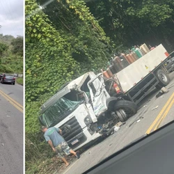 Veículo tentava desviar de outro caminhão que estava parado na pista após falha mecânica, mas durante a ultrapassagem colidiu com carreta que vinha no sentido contrário
