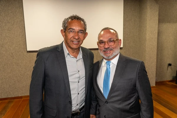 Douglas Vaz e Alexandre Schubert