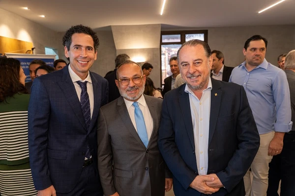 Eduardo Fontes, Alexandre Schubert e Tarcisio Dalvi 