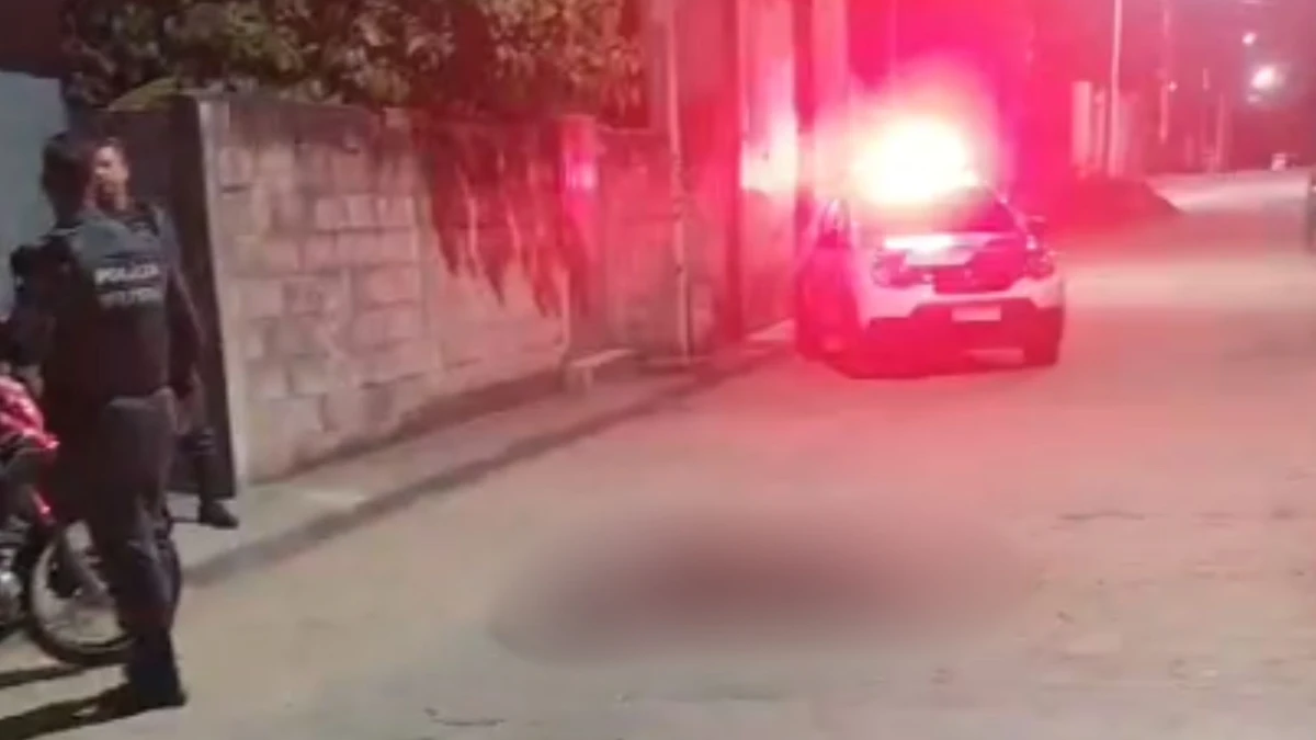 Homem foi morto a facadas no bairro Santa Cruz, em Linhares