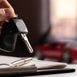 Emplacamentos aumentaram 16,39% em relação a janeiro de 2025, com destaque para a alta de 25,38% nas vendas de motos; veja quais foram os veículos de duas e quatro rodas mais vendidos no primeiro mês do ano no Estado