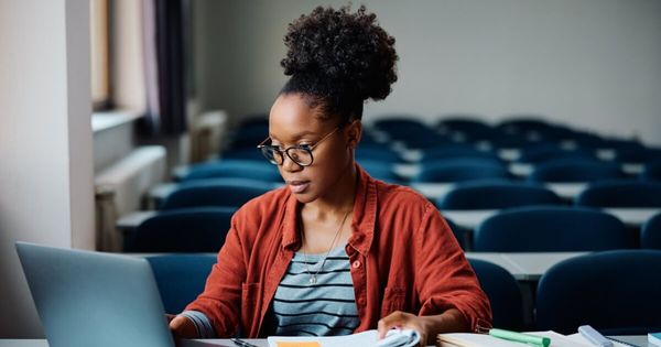 É fundamental reorganizar os estudos para garantir um bom desempenho no dia da prova